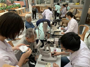 初心在肩，使命在行——规培医生党支部开展主题教育志愿服务咨询活动