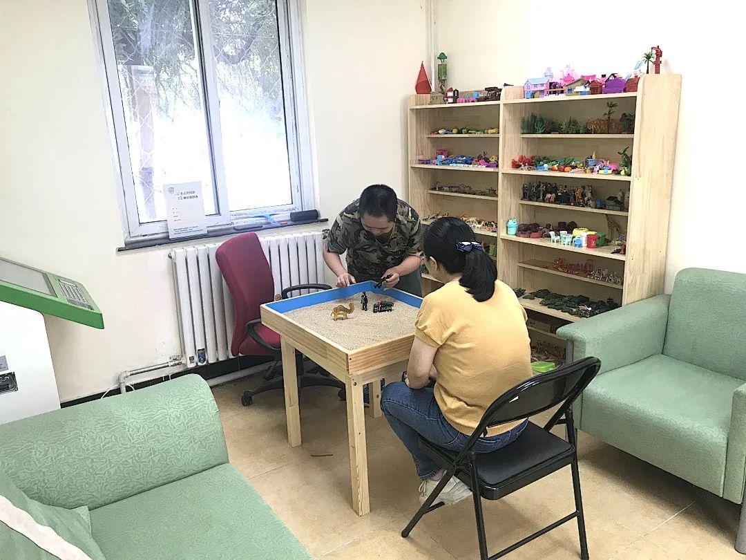 “向阳花开”驻亚运村 助残心理疗愈工作室与教育咨询服务中心落地生根